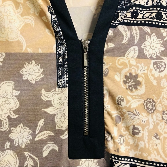 💜3/$30 Cleo Petite Medium 3/4 Sleeve Floral Print Zip Front Tunic Top - Picture 2 of 7